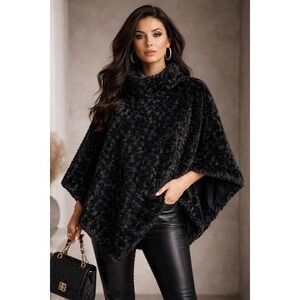 Pamela McCoy Faux Fur Poncho Black XL Cape Goth Witchy Mob Wife Formal
